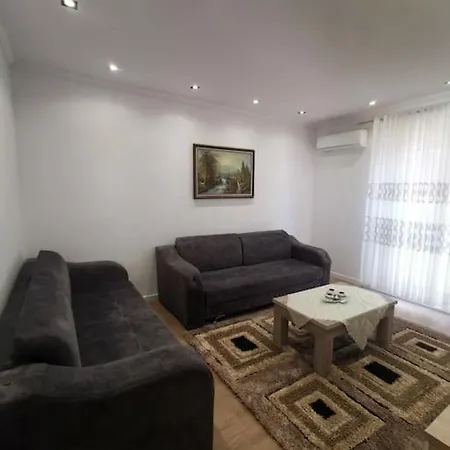 Rubi's Apartament Korce